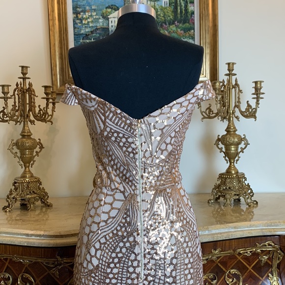 Women’s all over sequins stretchy fitted formal evening dress - Picture 5 of 6